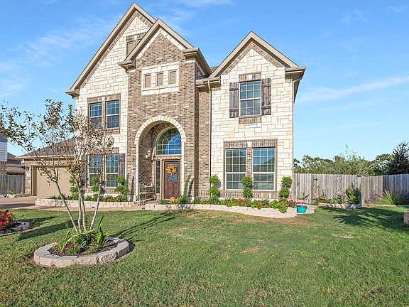 2nd image of 1102 Deer Valley Dr