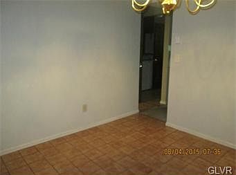 5th image of 3552 Glen Ave