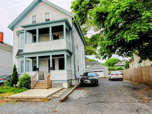 2nd image of 17-19 Washburn Ave E