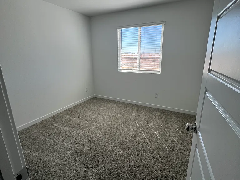 5909 Teeter St — Photo 8