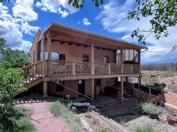 49 Verdolaga Rd, El Prado, NM 87529