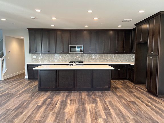 Sea House Lot 532 Kitchen