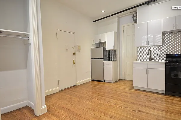 Rented by Compass | media 2