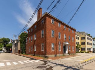 423 Court St, Portsmouth, NH 03801