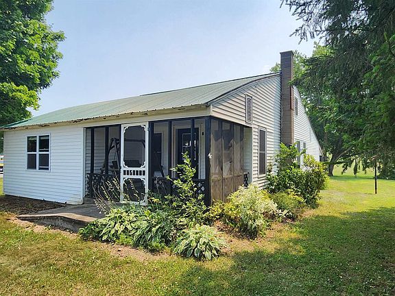 4th image of 452 Garrison Rd