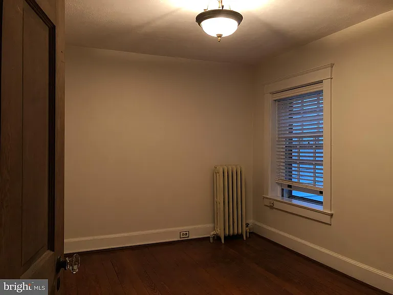 1121 Spring Grove Ave — Photo 14