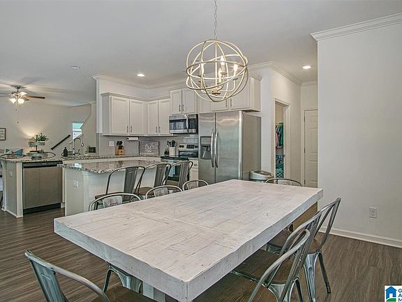 3rd image of 1088 Aronimink Dr