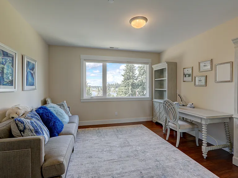 bonus room