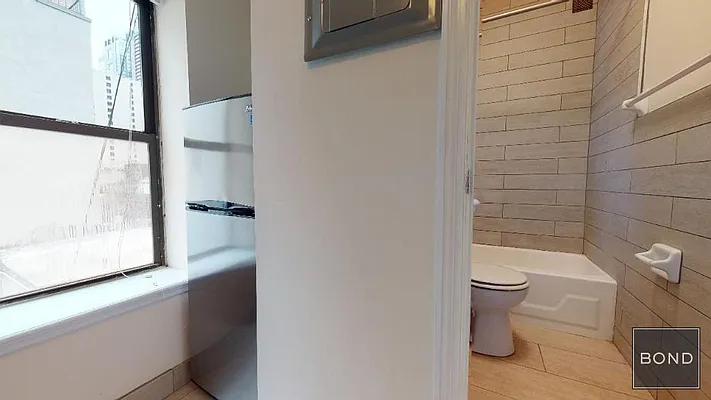 Rented by Bond New York | media 21