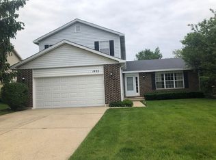 1402 Rose Blvd, Buffalo Grove, IL 60089