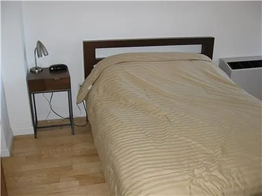 Rented by New York Residence | media 69