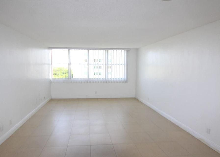 1st image of 9001 SW 77th Ave #C400