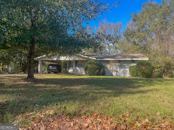 100 Maple Dr, Dublin, GA 31021