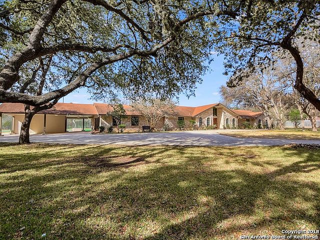 1st image of 200 Village Cir