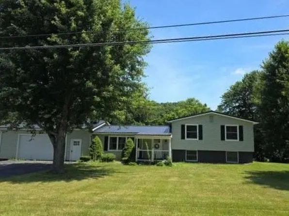 8946 Old State Route 31, Lyons, NY 14489