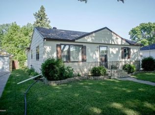 1614 1st St N, Fargo, ND 58102