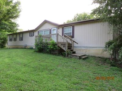 622 E 7th St, Tonganoxie, KS, 66086
