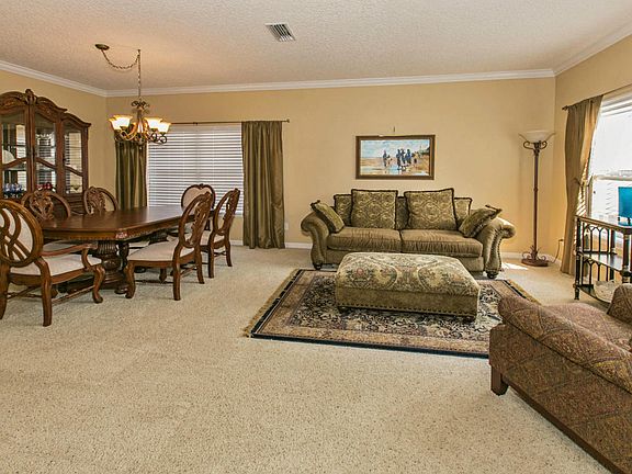 4th image of 317 Stonehurst Pkwy
