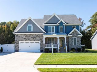 310 Bunting Point Rd, Yorktown, VA 23693
