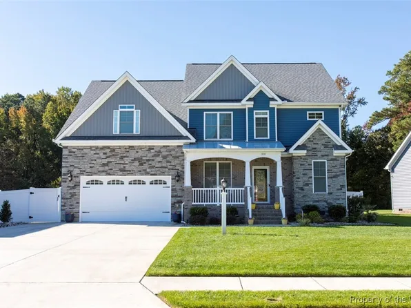 310 Bunting Point Rd, Yorktown, VA 23693
