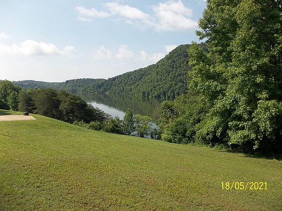 5th image of LOT 7 W Lake Dr