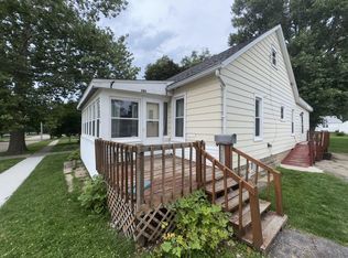 206 W Main St, Mount Morris, IL 61054