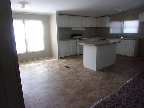 4th image of 172 Lynnwood Cir