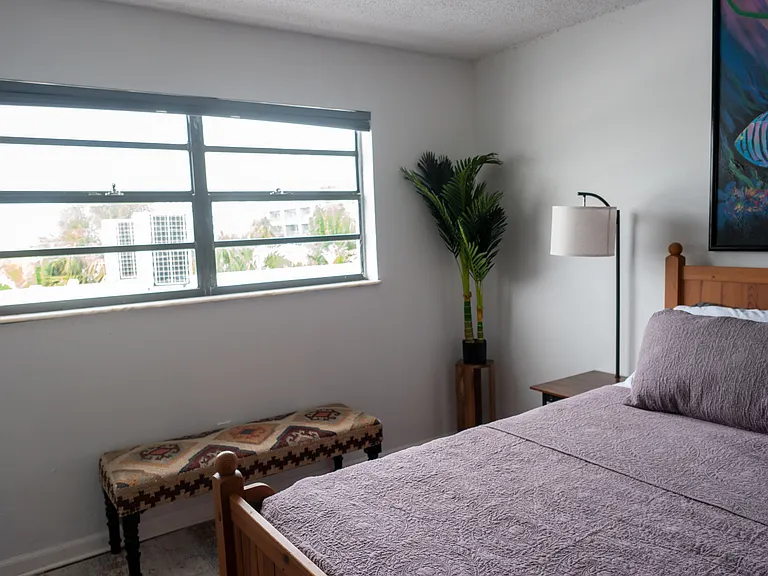 1418 Collins Ave #403 — Photo 14