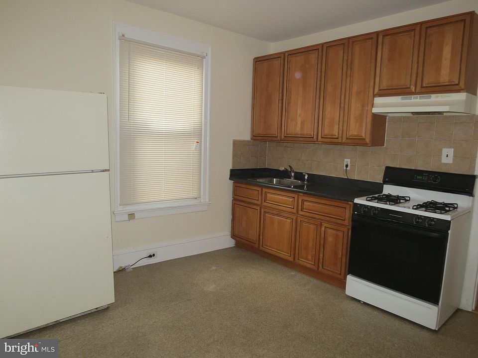 1st image of 1304 W Chelten Ave Floor 2