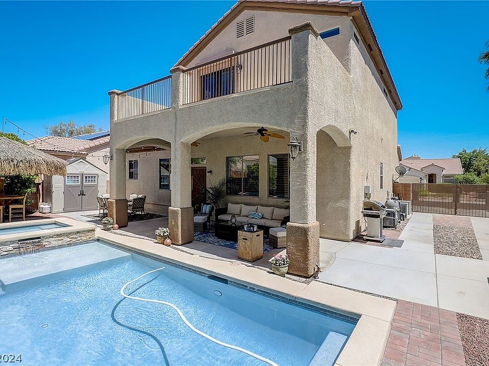 1st image of 7537 Coral River Dr