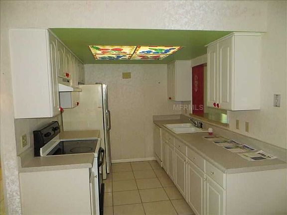 4th image of 10356 Kapok Ct