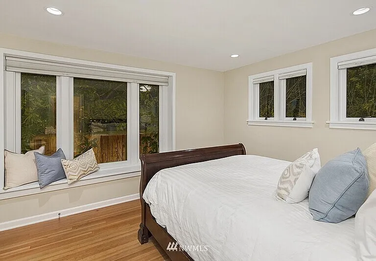 4105 55th Ave NE — Photo 11