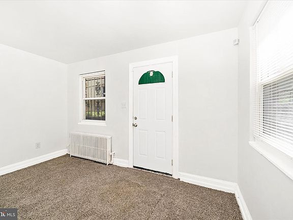 4th image of 320 Atlantic St SE