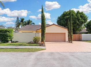 9117 SW 151st Ct, Miami, FL 33196