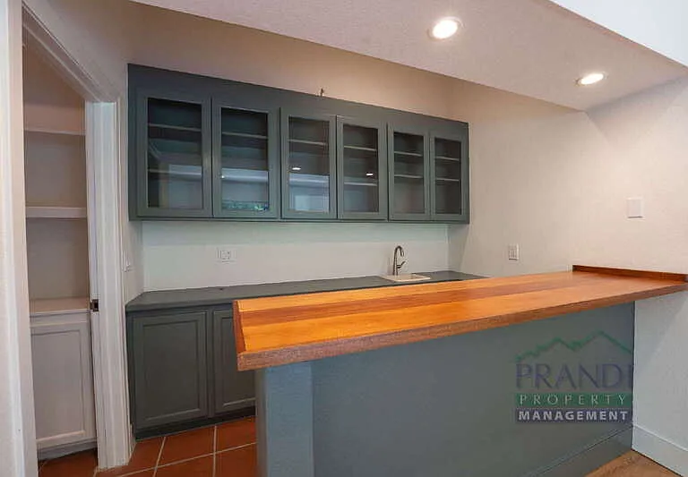 121 Laurel Grove Ave — Photo 34