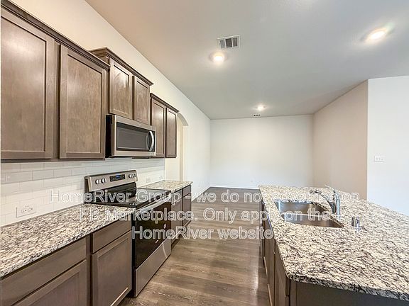 4th image of 212 Lakeview Cir