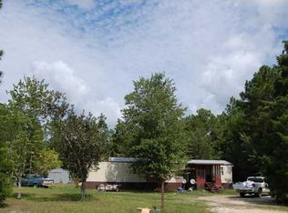 225 Spruce Ave #B, Wewahitchka, FL 32465