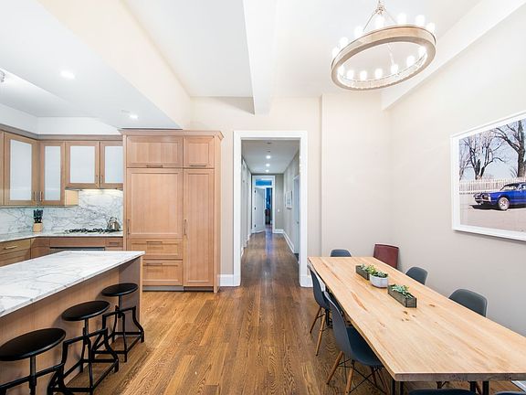 4th image of 31-33 E 28th St #8W