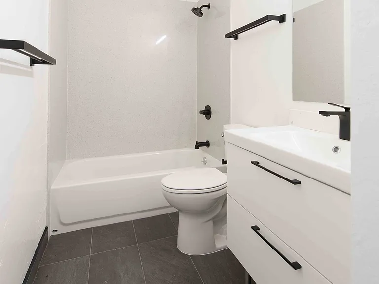 128 E Reed St #3 — Photo 11
