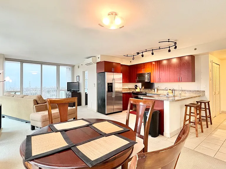 909 Kapiolani Blvd #1601 — Photo 6