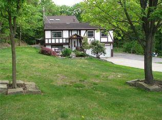 6023 Forest Dr, Monaca, PA 15061