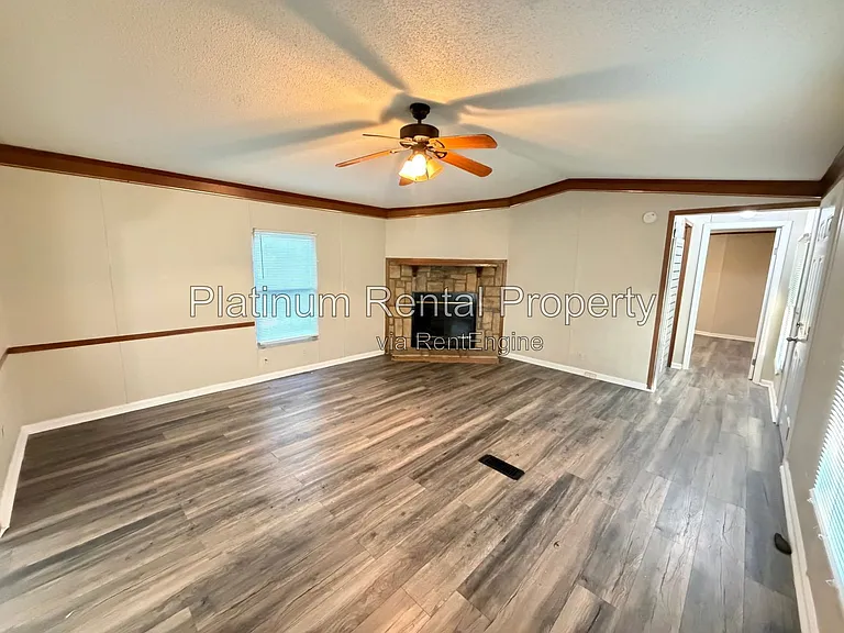 4432 Brandy Ln SE — Photo 6