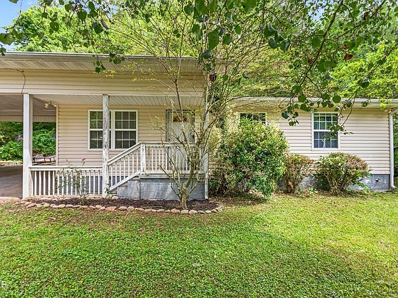 5th image of 1015 Oakville Ln