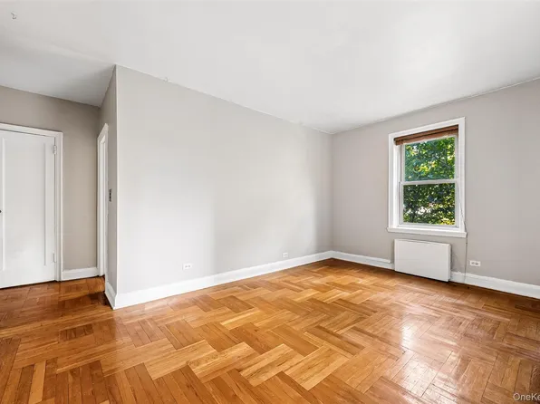 48-42 44th Street #4J, Woodside, NY 11377