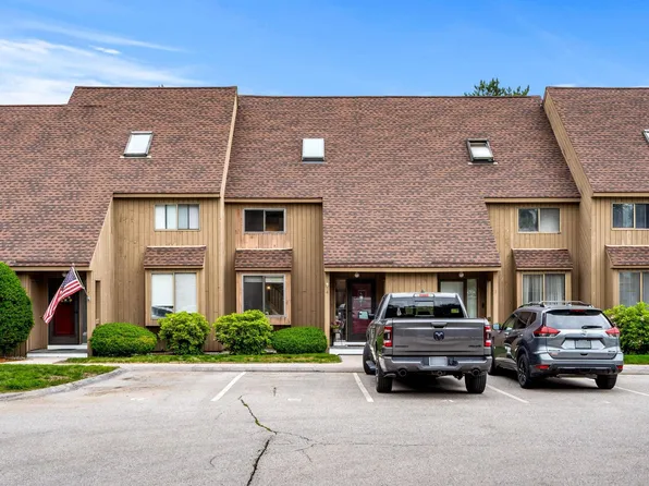 4 Clinton Court, Merrimack, NH 03054