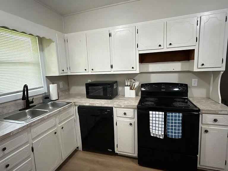 1906 Snapfinger Rd #6 — Photo 6