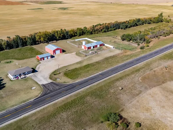 549 16th Ave NW, Turtle Lake, ND 58575