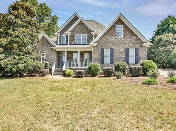 4 Rosefield Ct, Fountain Inn, SC 29644