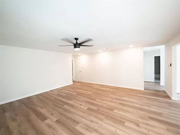 4th image of 5601 Kerry Ln