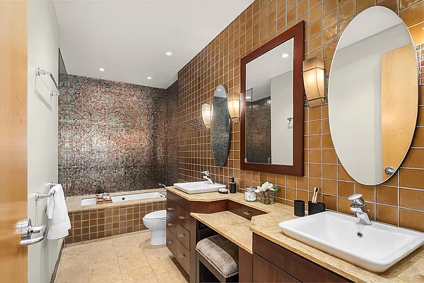 Sold by Compass | media 6